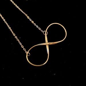 Infinity Necklace Sterling Silver 925 brand new